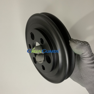 Chiếc máy cắt cỏ Chiếc máy cắt cỏ nhẹ