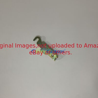 Chiếc máy cắt cỏ LATCH-LH GTCU26322 Fits Deere Hybrid và PrecisionCut Lightweight Fairway Mower