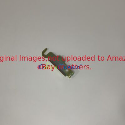 Chiếc máy cắt cỏ LATCH-LH GTCU26322 Fits Deere Hybrid và PrecisionCut Lightweight Fairway Mower