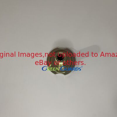 Chiếc máy cắt cỏ phụ tùng với vỏ GTCA20018 Fits Deere Surrounds Mower
