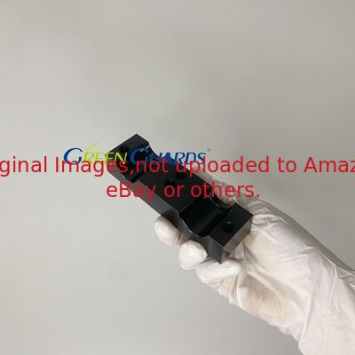 Chiếc máy cắt cỏ phần phía trước Đồ chứa tay gạch GMT2949 Thiết bị John Deere John Deere Aercore 1000, 1500 và 2000 Máy phun khí gắn trên máy kéo